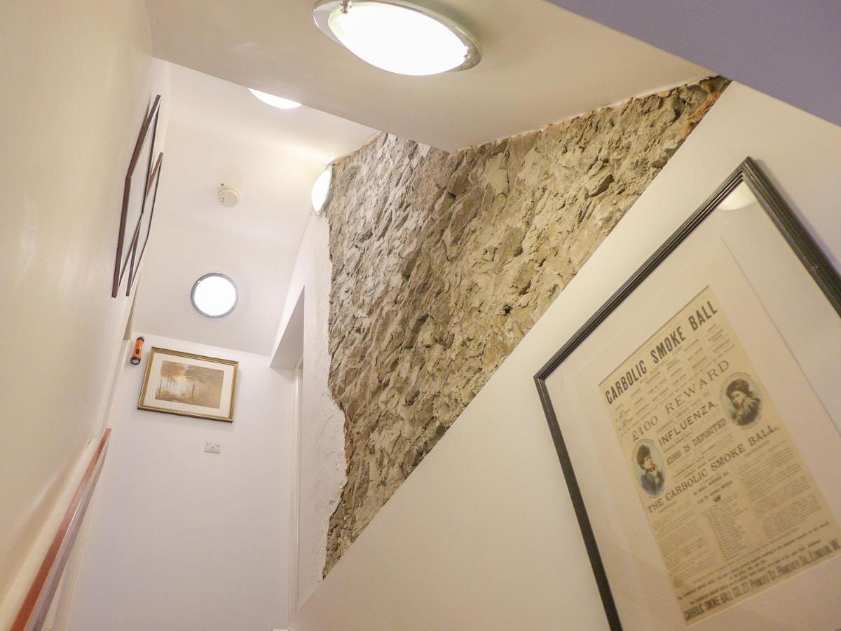 2 Primitive Mews Villa Chelmorton Dış mekan fotoğraf